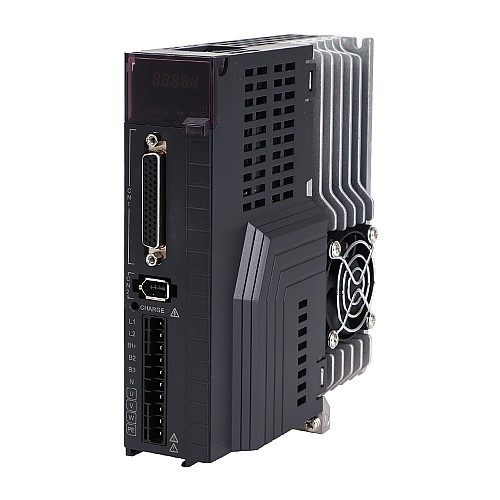 Комплект серводвигателя переменного тока серии E6 мощностью 750 Вт, 3000 об/мин, 2,39 Нм, 17-битный энкодер, класс защиты IP65