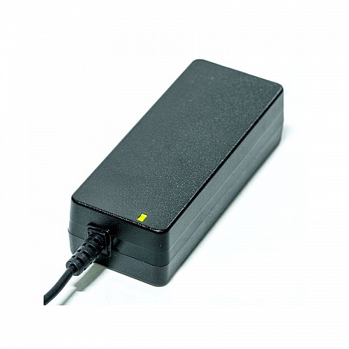 GST40A15-P1J MEANWELL 40 Вт 15 В постоянного тока 2,67 А 115/230 В переменного тока, надежный, экологичный промышленный адаптер переменного тока