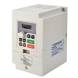 Преобразователь частоты STEPPERONLINE CNC VFD 0,75 кВт 1 л.с. 7,0 А 110 В для управления скоростью вращения шпинделя